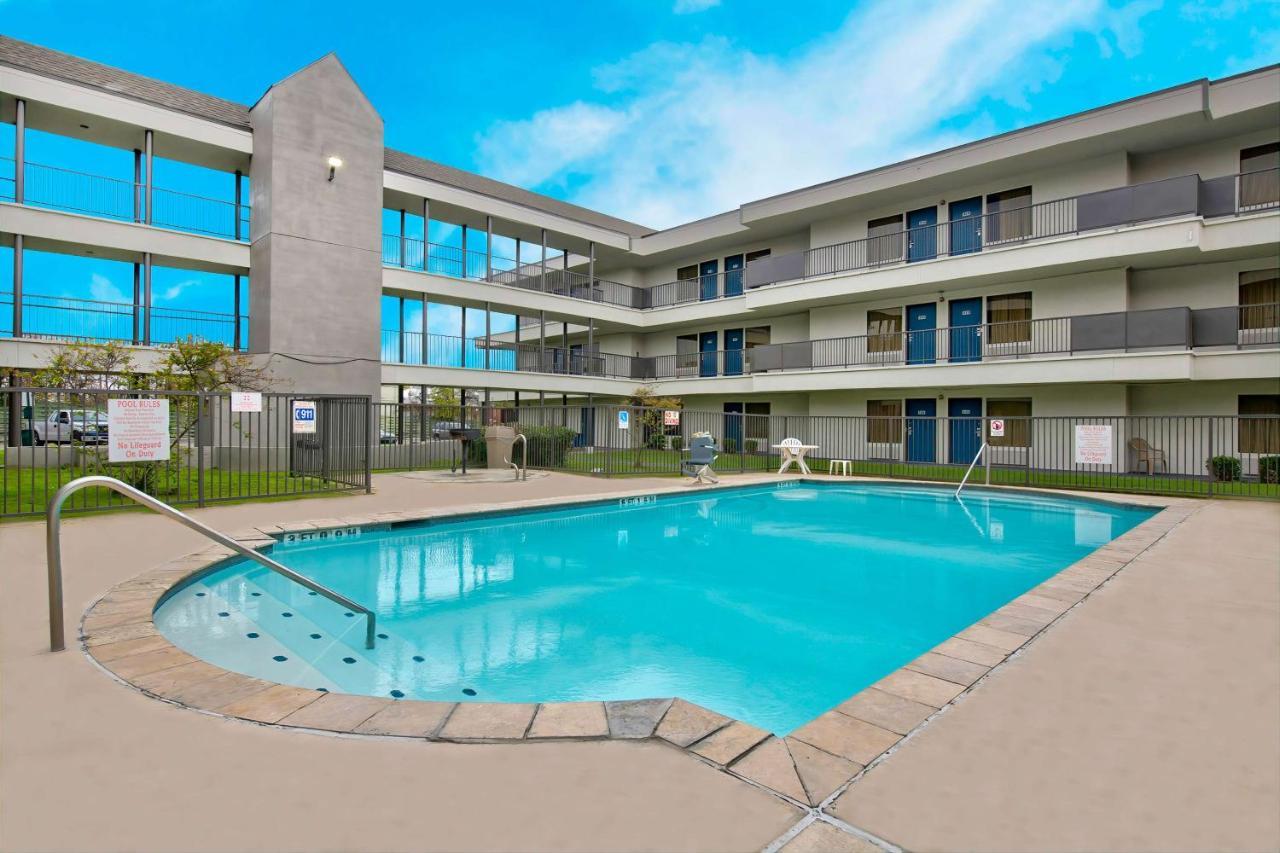 Studio 6-San Antonio, Tx - Airport Exterior foto